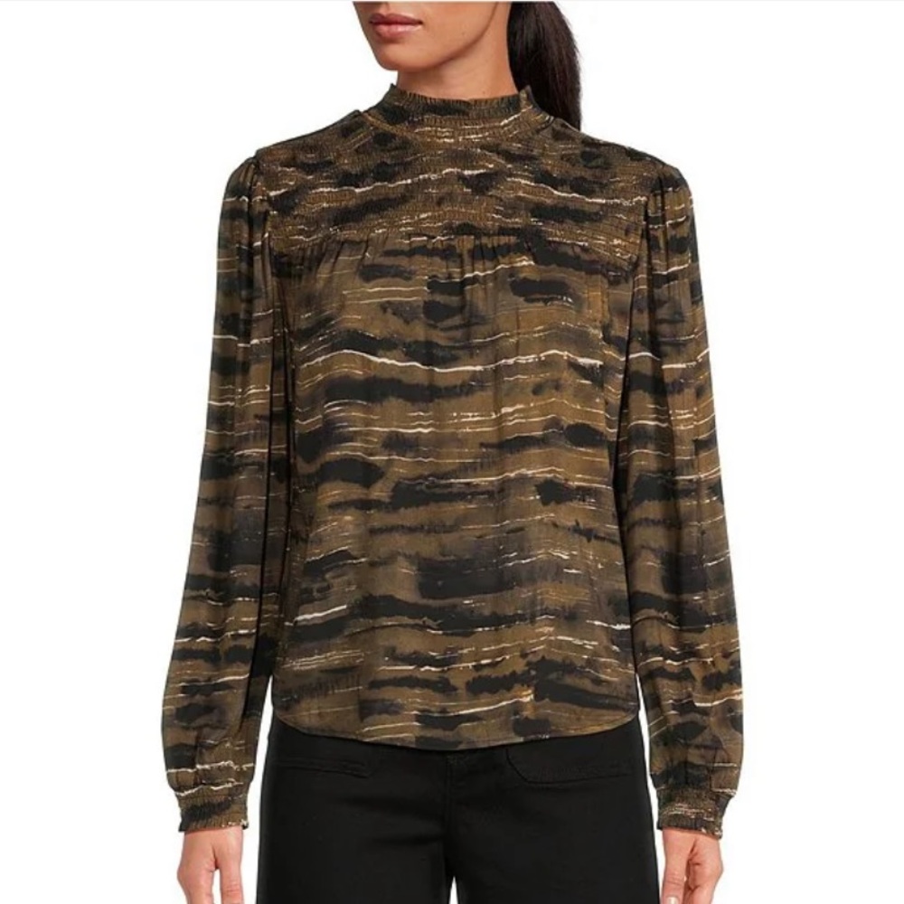 Cloth & Stone Long Sleeve Animal Print Smocked Blouse Sz S